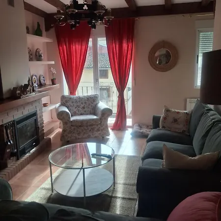 Semesterbostad Casa Guinda Gavilanes